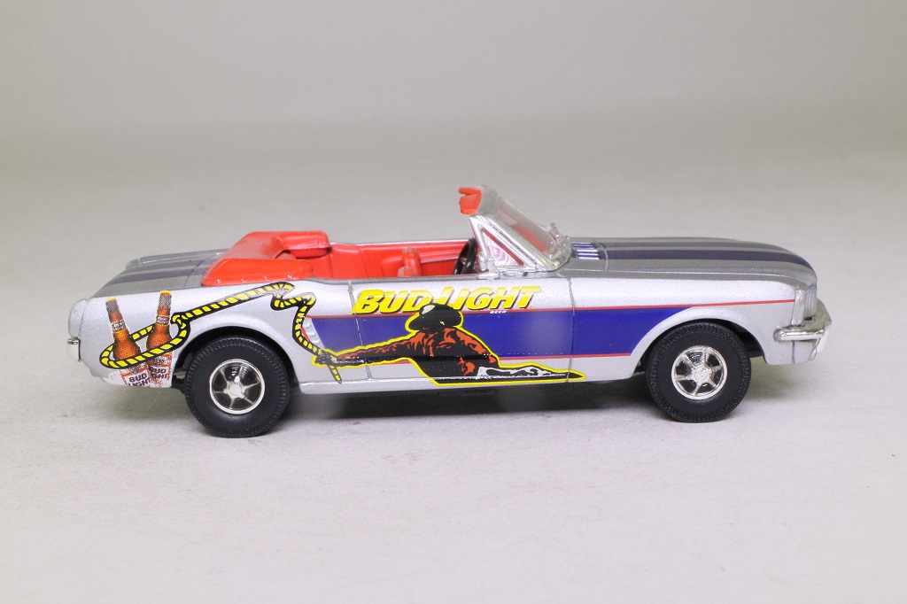 Matchbox Collectibles DVM37619; Bud Light 